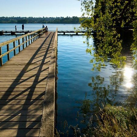 Green Lake 1St Line Home B With Central Air Conditioners Seattle Exteriör bild